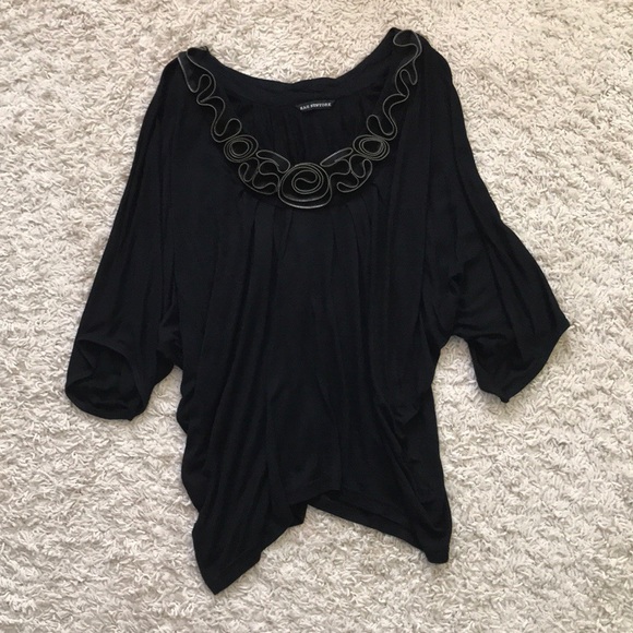 Kas New York Tops - NWOT⭐️ Kas New York Short Sleeve Black Loose Top Kas New York Tops - NWOT⭐️ Kas New York Short Sleeve Black Loose Top